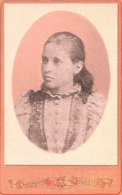 Maria_Cornies__687821
